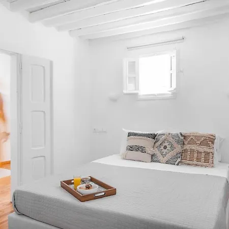 Mykonos Be Chic Luxury Mansion Villa